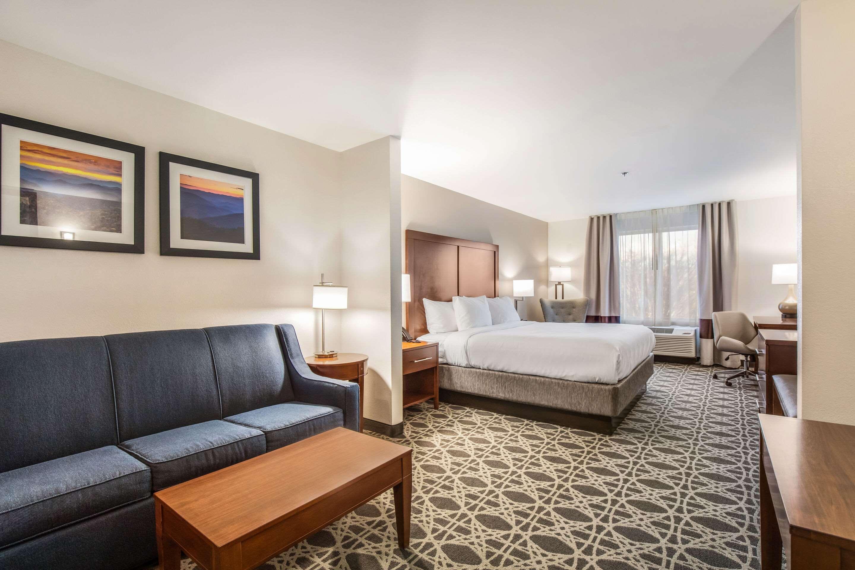 Comfort Inn & Suites Brevard Eksteriør billede