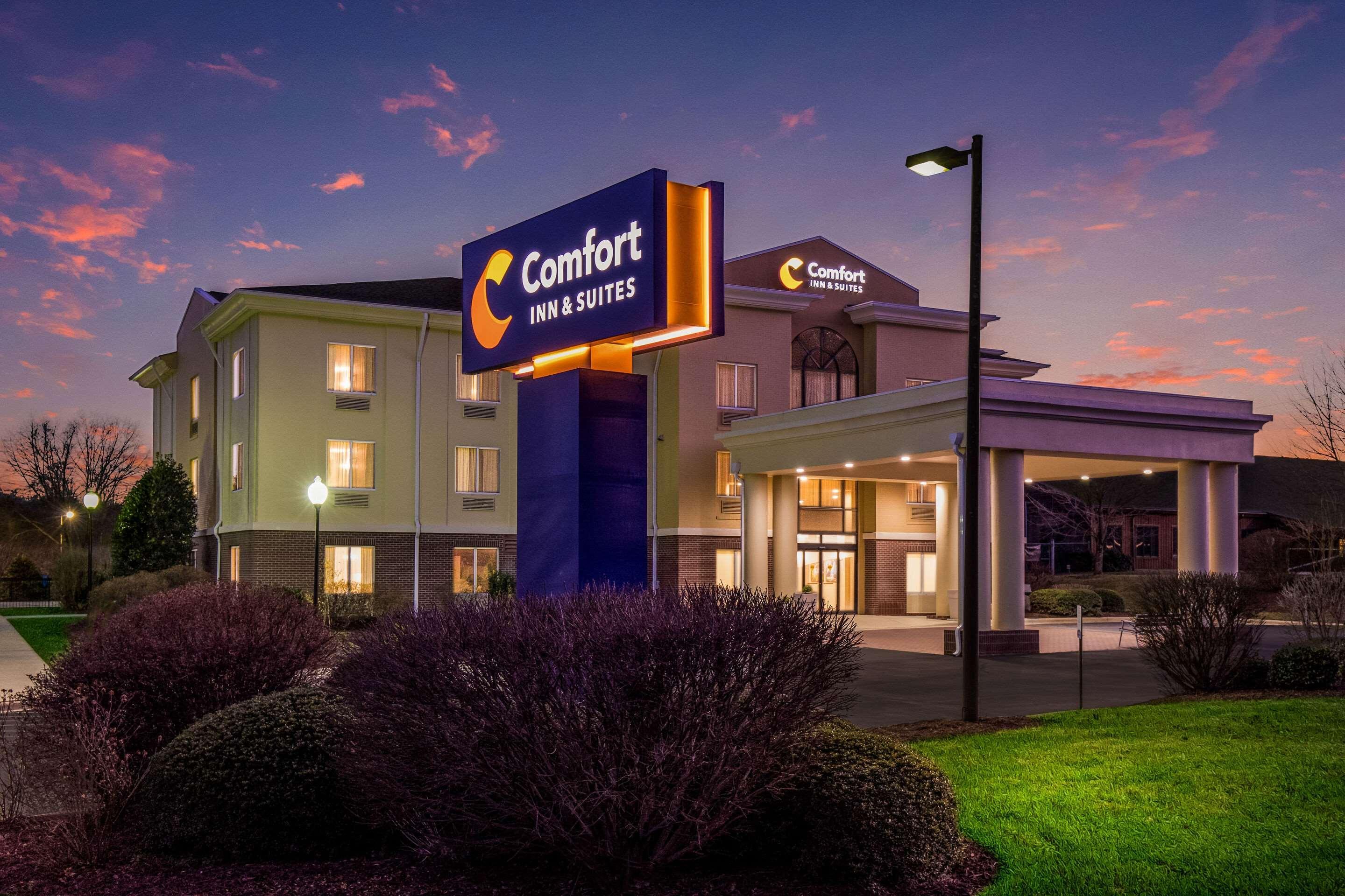 Comfort Inn & Suites Brevard Eksteriør billede