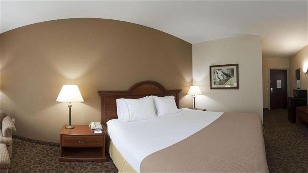 Comfort Inn & Suites Brevard Eksteriør billede